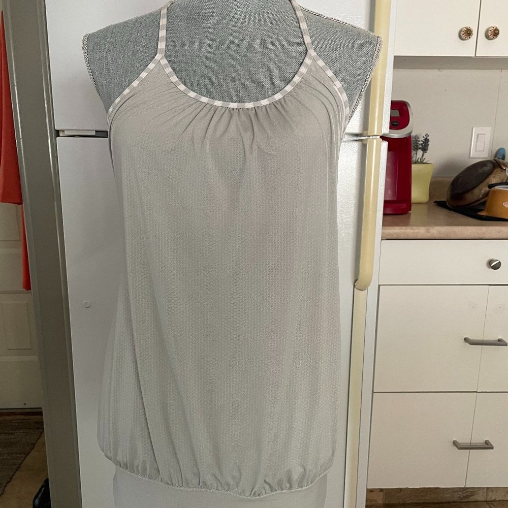 Lululemon built in bras top